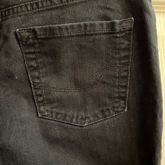 LEVI’S~ BLACK~BOOTCUT JEANS~6 - Picture 6 of 8